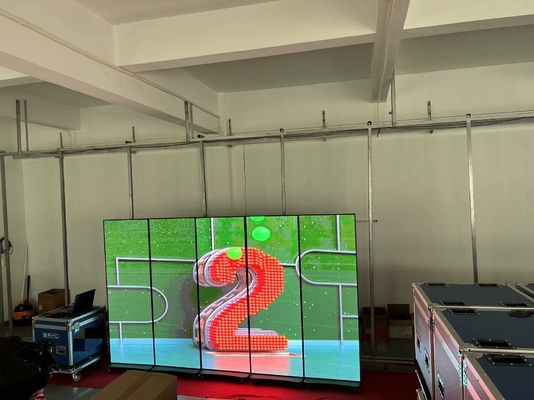 P2.5 LED Poster Mirror LED Screen GOB 1920mm X 640mm Pallato LED Poster Screen