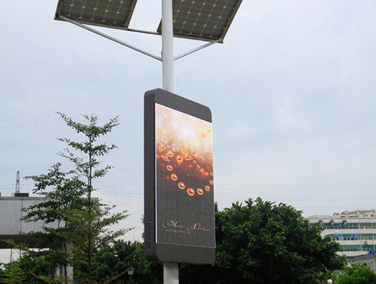 Display LED impermeabile IP65 spessore 10 mm con alimentazione automatica