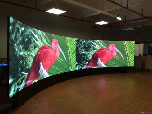Pannello principale flessibile dello schermo del fondo di fase di P4mm LED per la pubblicità