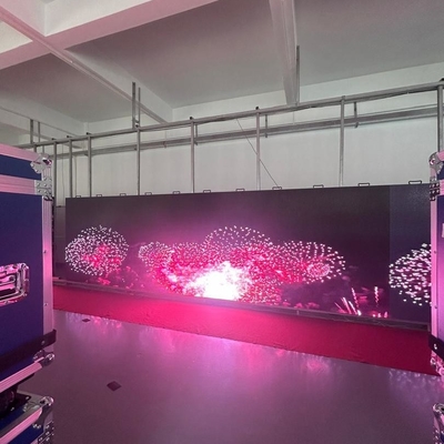 P4.8 all'aperto a LED a noleggio palcoscenico mobile night bar club per il divertimento