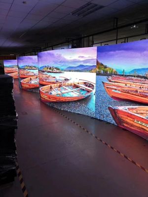 L'esposizione di LED locativa P3.91 4,81 ha condotto il radiante della curva di spettacolo di concerti di Pantallas 15-90 gradi