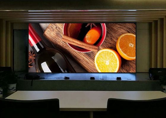 Livello dell'interno della parete dello schermo di visualizzazione del LED di colore pieno di P2 P2.5 P3 P4 il video la velocità di rinfrescamento