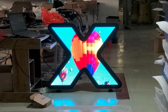 Lo schermo principale creativo dell'esposizione dell'interno ha condotto il bordo del segno impiombato del mini modulo P3 48mm x 48mm