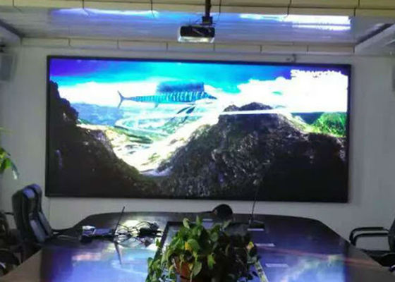 Esposizione di LED dell'interno bassa di colore pieno del consumo P1.923 400*300*60mm