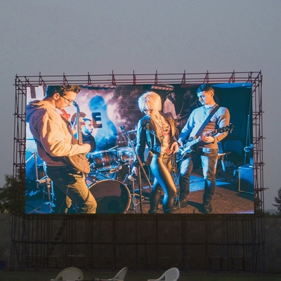Display a LED per la gestione degli eventi pubblici P2.976 P3.91 P4.81 P5.95