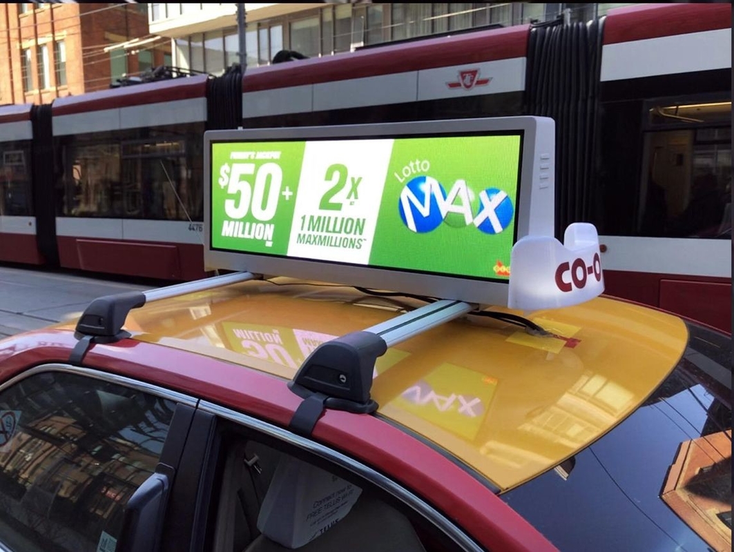 P4 P5 P6.67 Display LED esterno 12-36V per la pubblicità su taxi ad alta luminosità